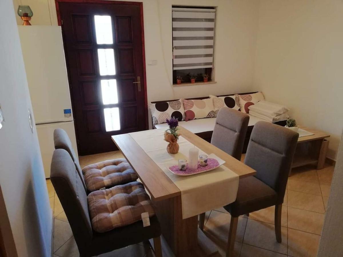Apartman Pajo سيلين المظهر الخارجي الصورة