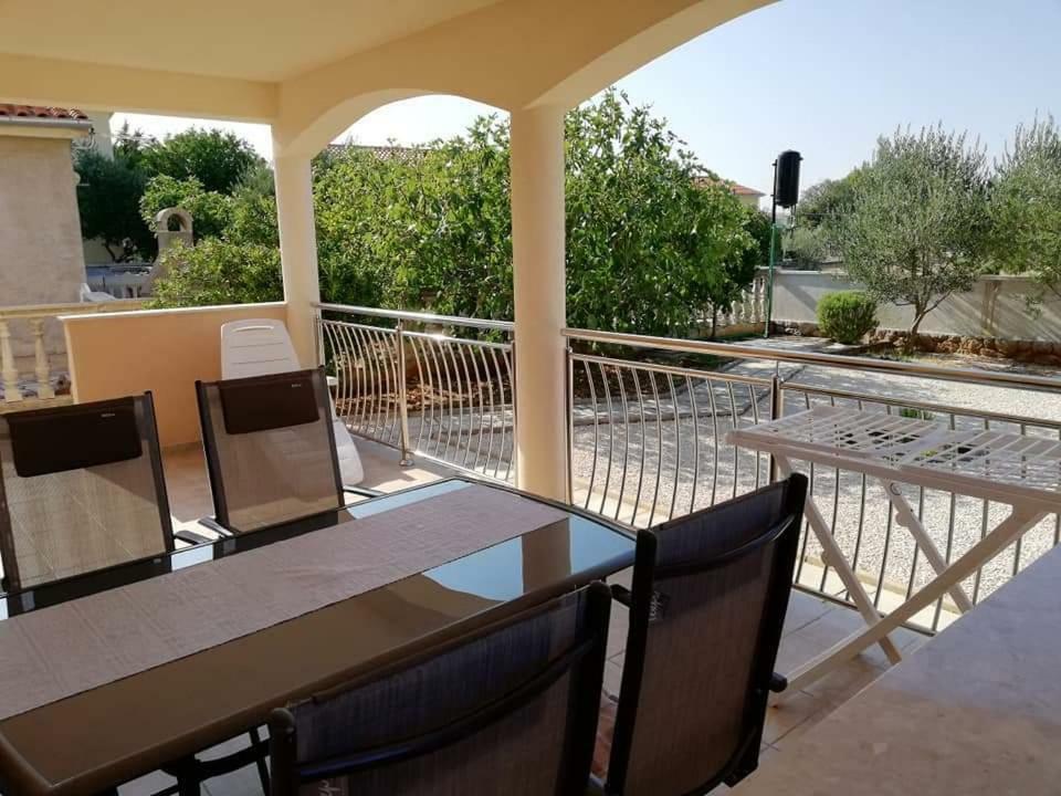 Apartman Pajo سيلين المظهر الخارجي الصورة